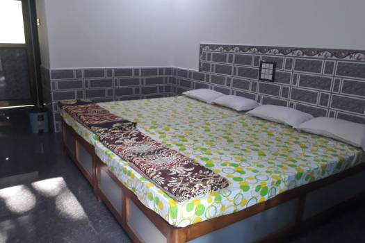 Home Stay room